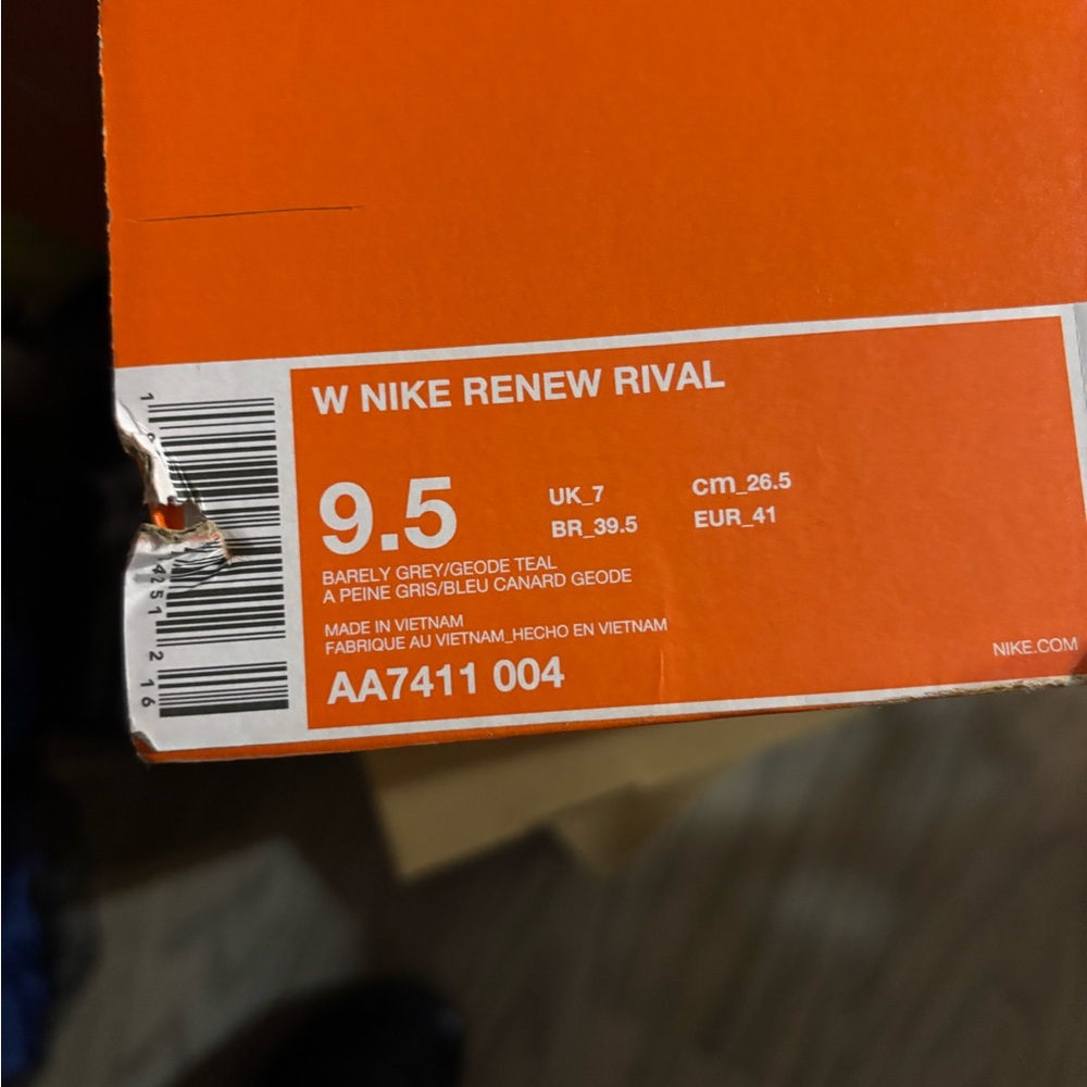 Nike Gray and Teal Athletic Shoes - Picture 5 of 5